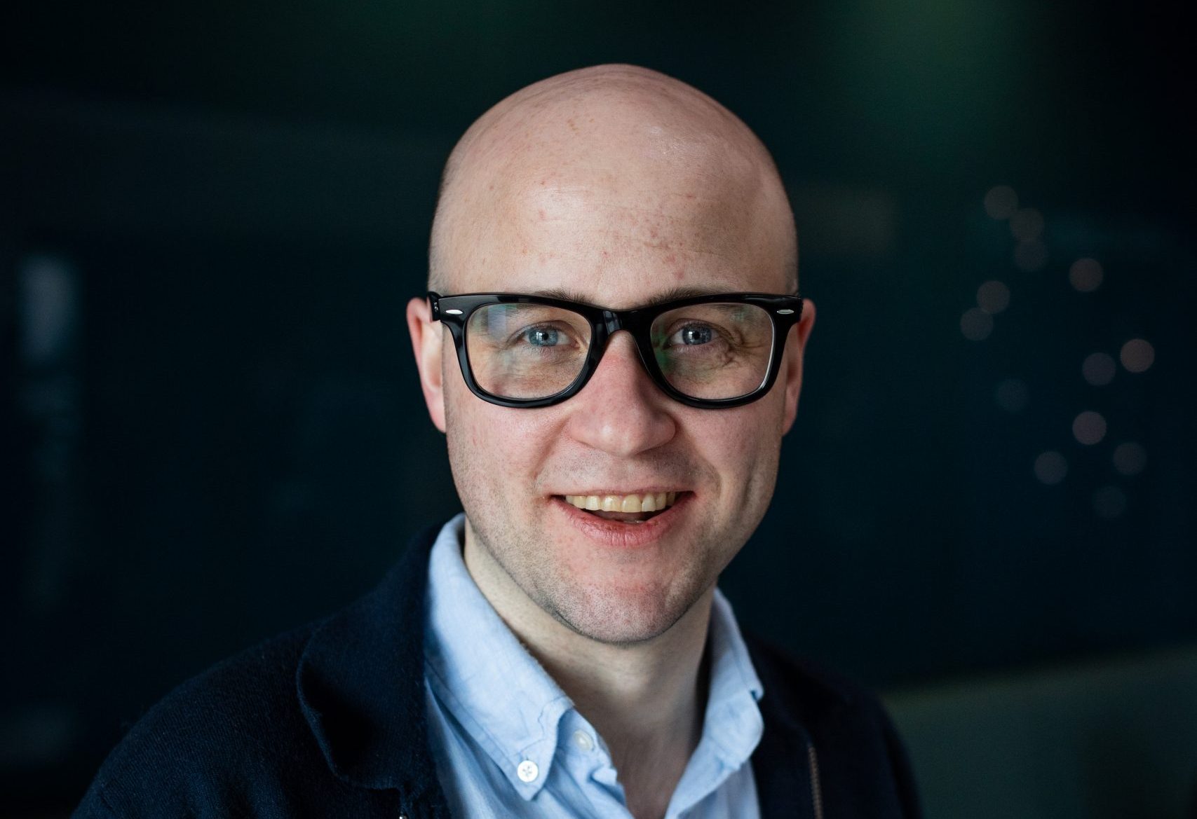 Nynorsk  teaterjubel  i  raudgrøn  budsjettsemje!