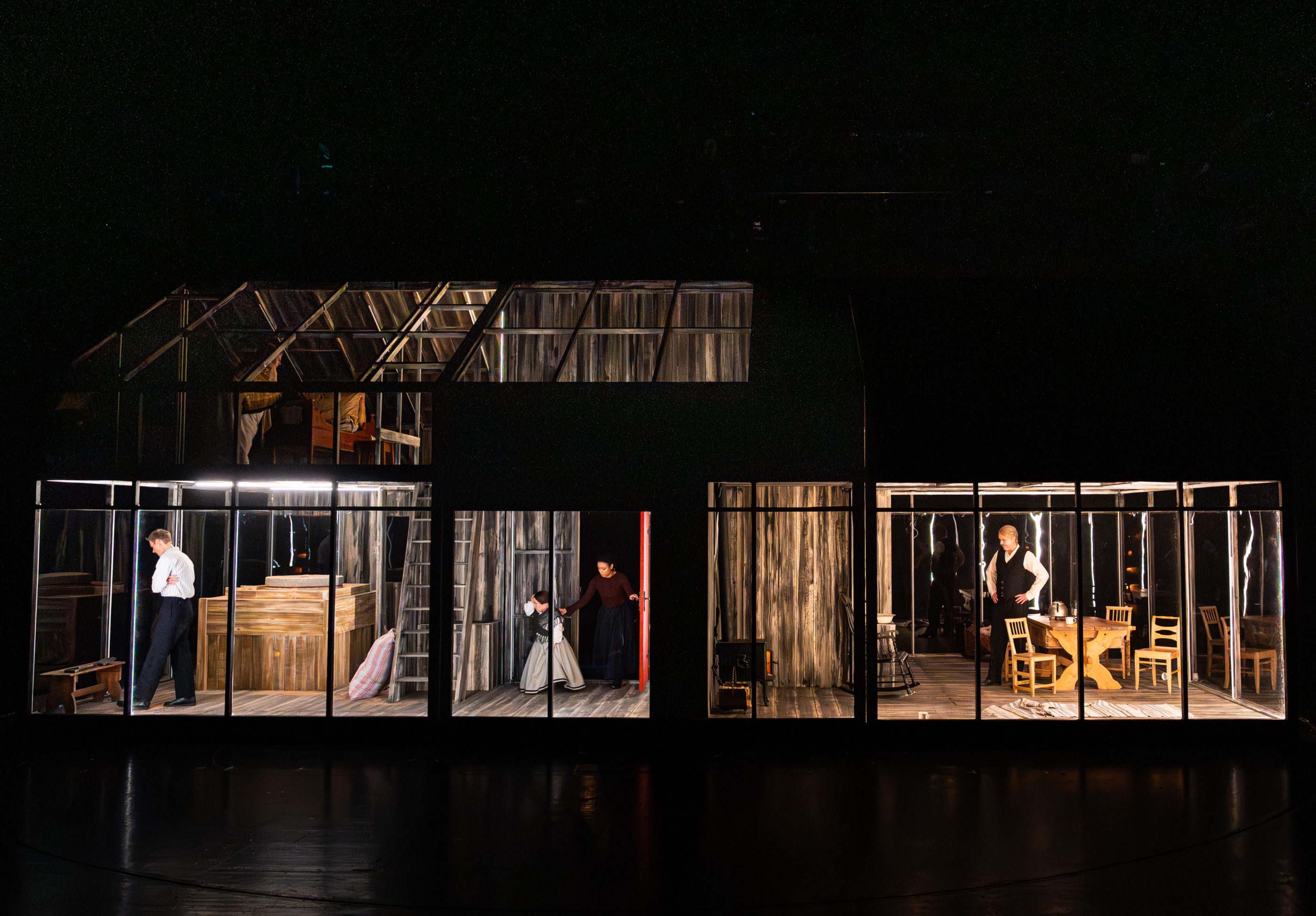 Ikkje  med  øks,  men  med  tid