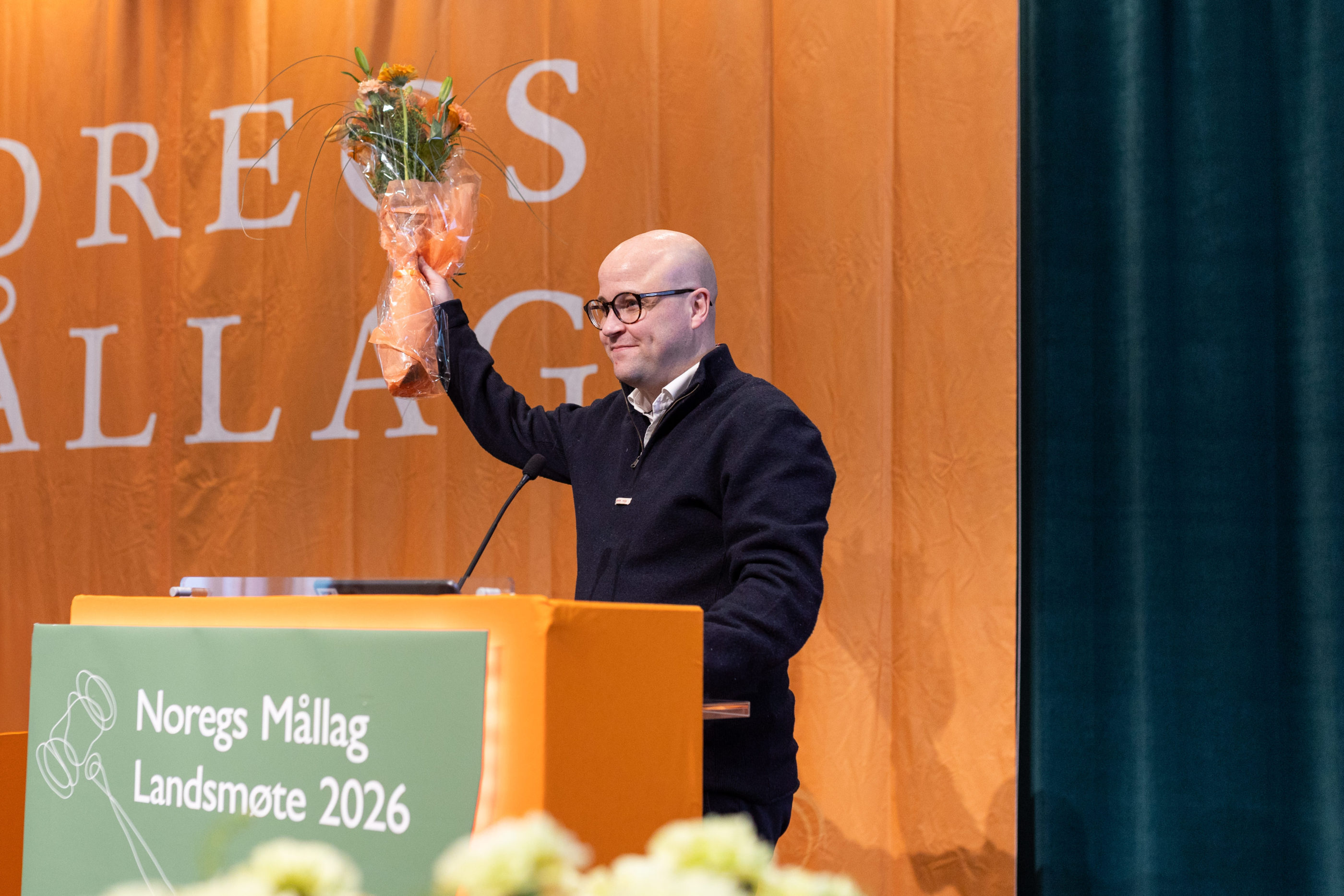 Peder  Lofnes  Hauge  er  attvald  som  leiar!